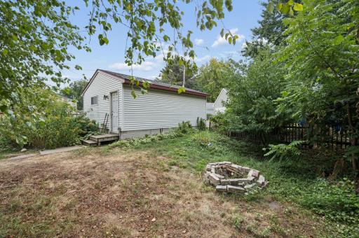 2096 Como Avenue, Saint Paul, MN 55108