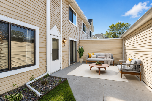 4505 Orchid Circle, Plymouth, MN 55446