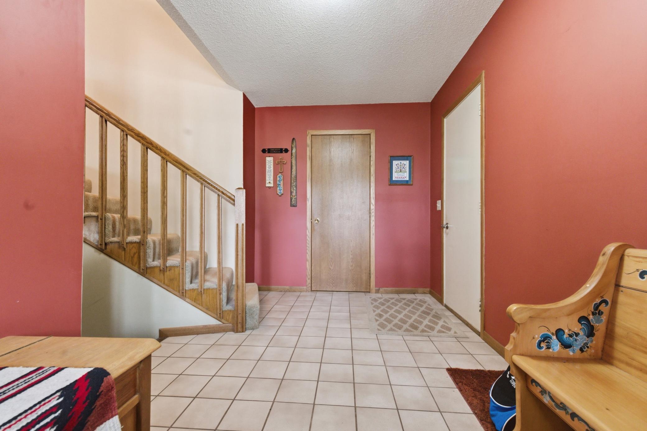 Spacious entry
