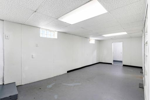 33-web-or-mls-1283-Rice-St-33.jpg