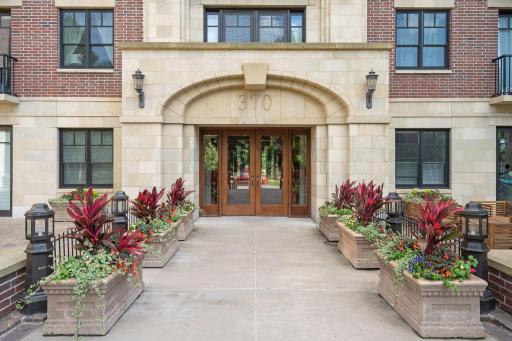 370 Marshall Avenue, 201, Saint Paul, MN 55102