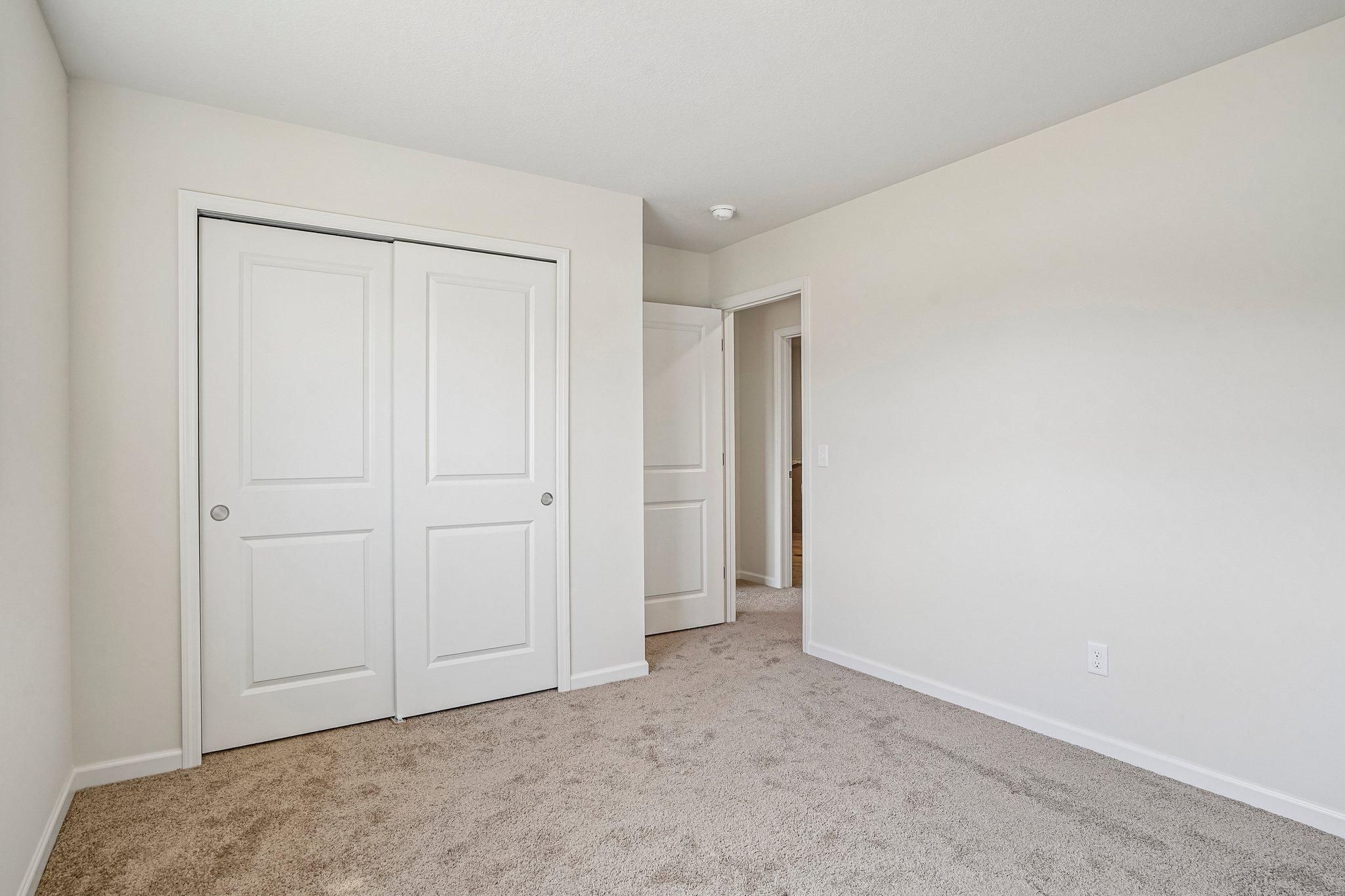 33-web-or-mls-397th St-S2008-031.jpg
