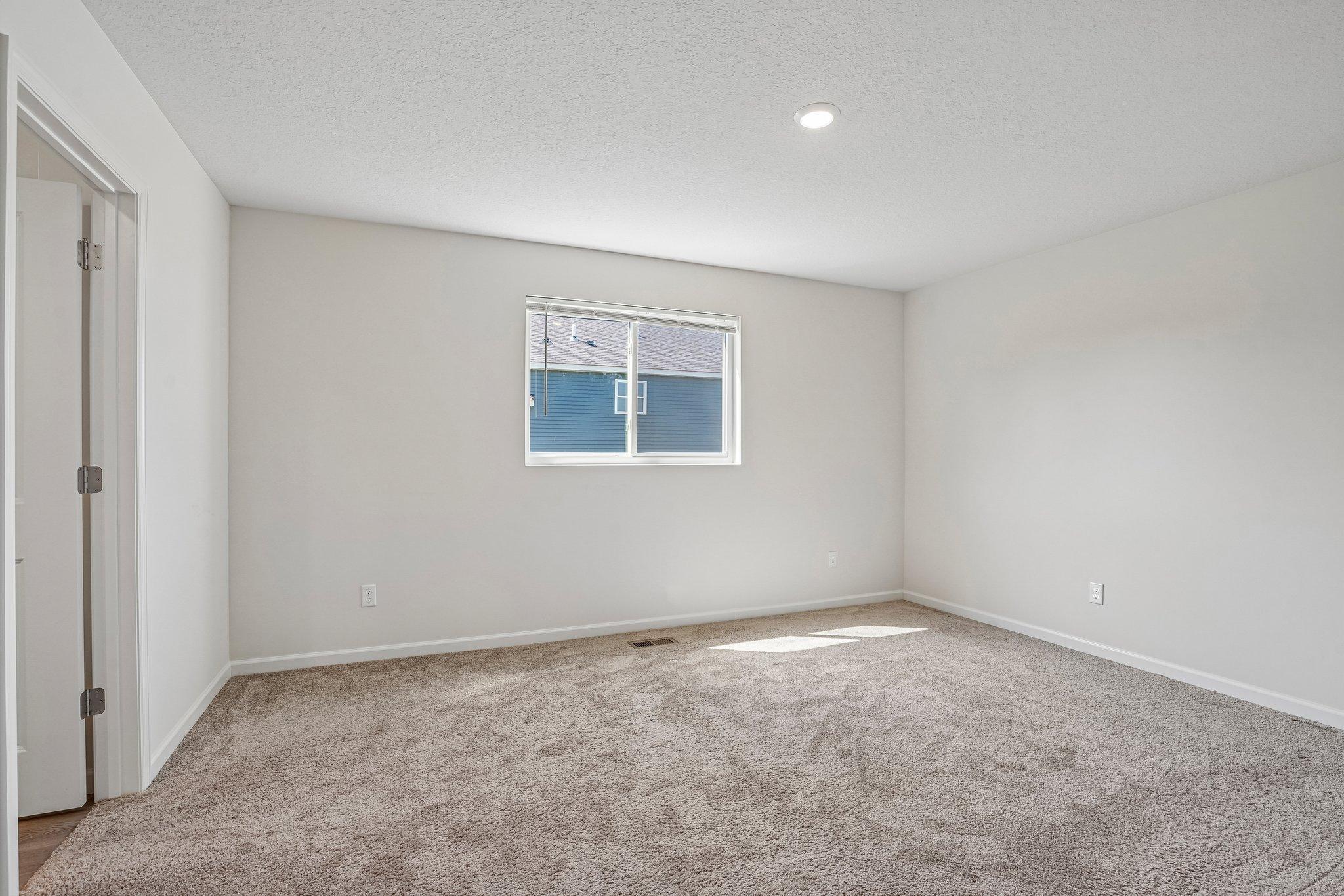 23-web-or-mls-397th St-S2008-021.jpg