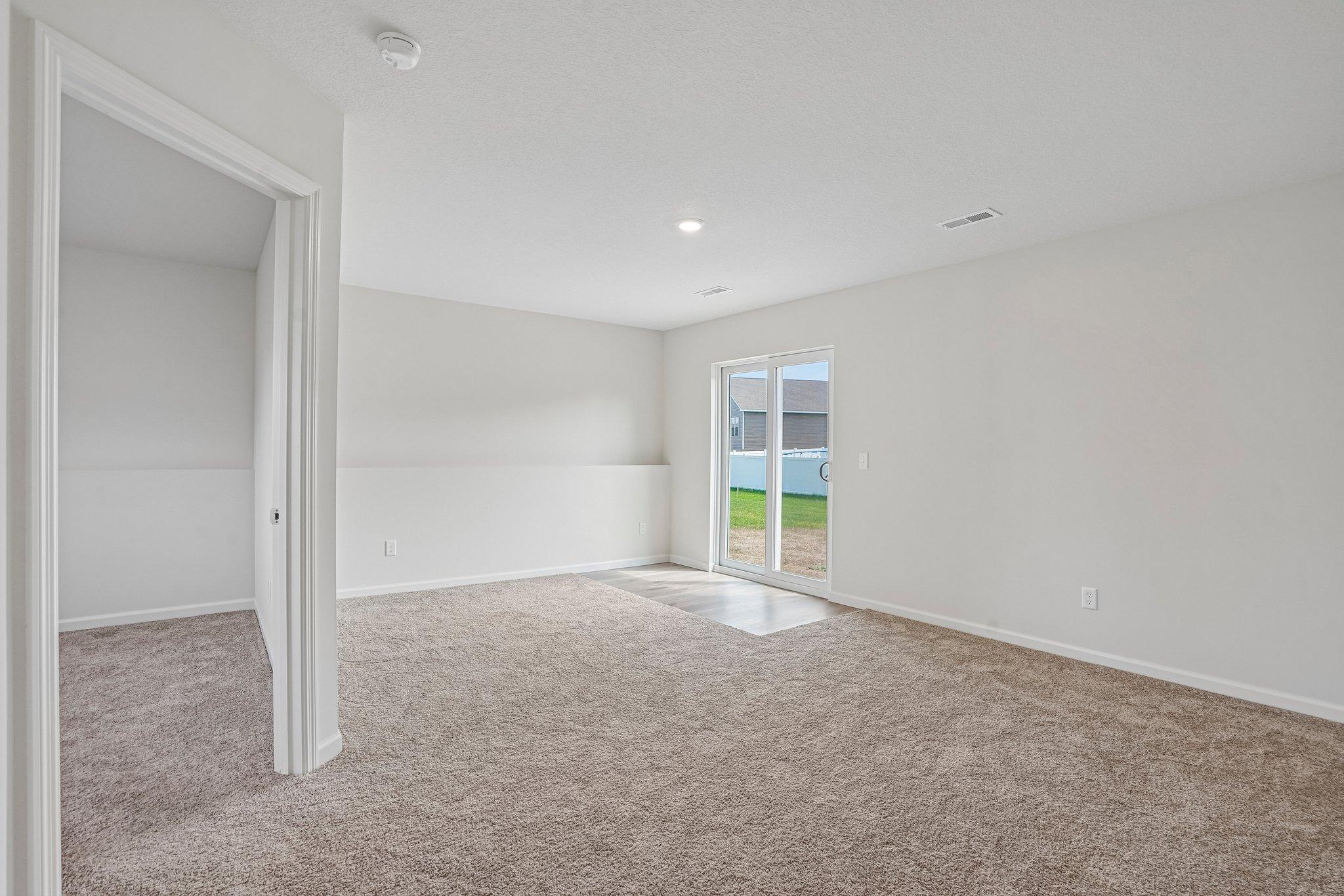 34-web-or-mls-397th St-S2008-032.jpg