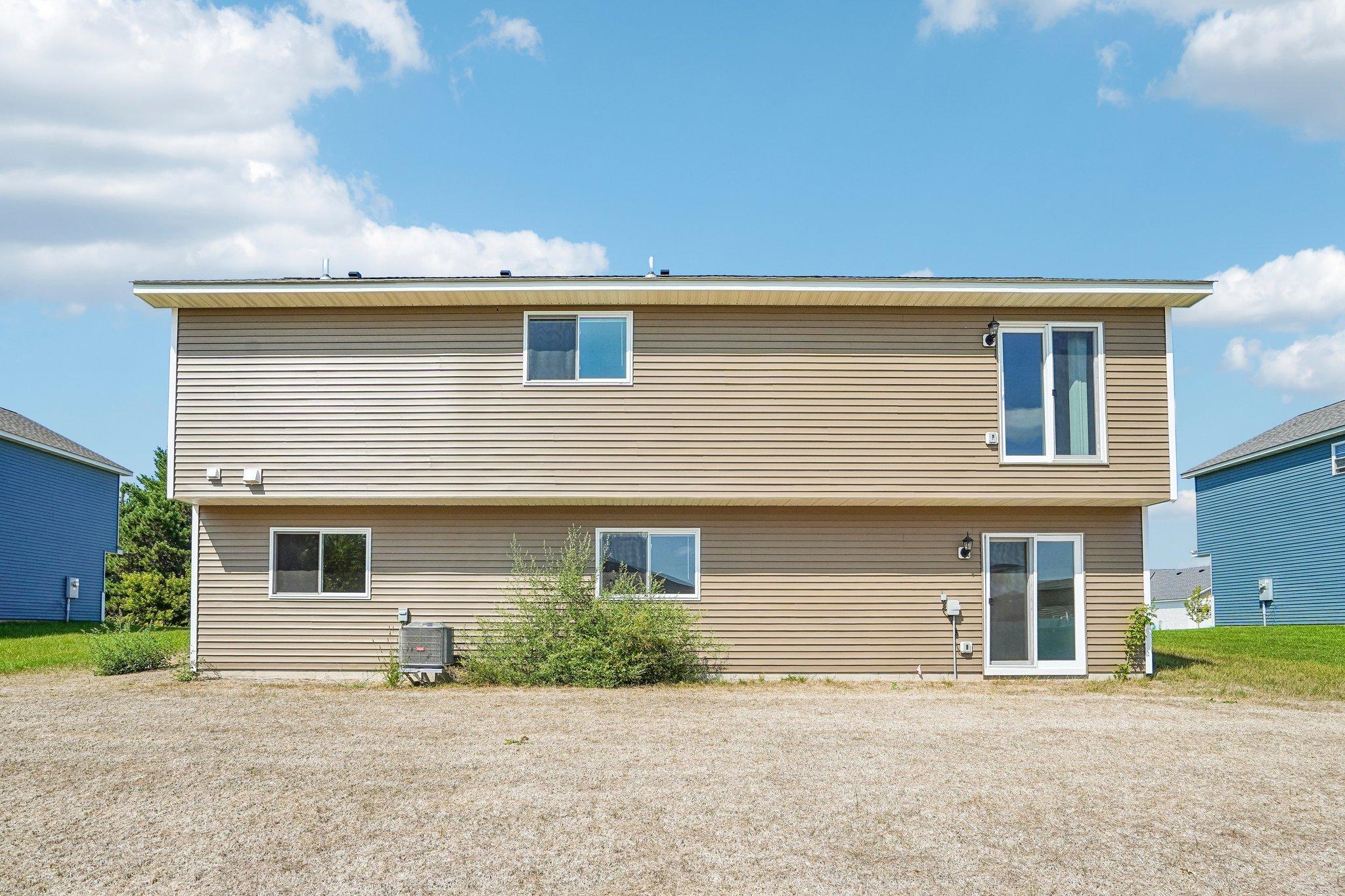 44-web-or-mls-397th St-S2008-042.jpg