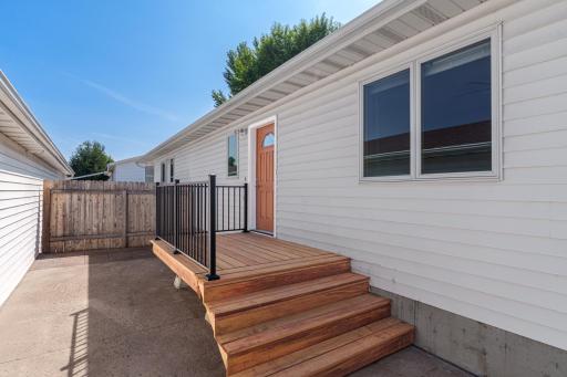 2017 32nd Avenue S, Fargo, ND 58103
