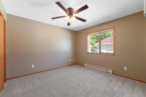 2017 32nd Avenue S, Fargo, ND 58103