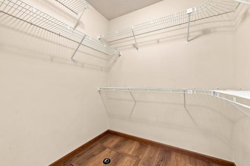 220 15th Avenue Way, West Fargo, ND 58078