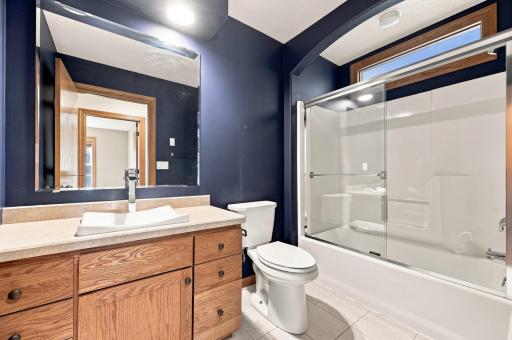 220 15th Avenue Way, West Fargo, ND 58078