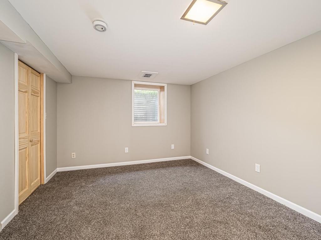 basement bedroom