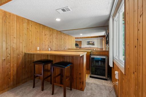 12335 Oxbow Drive, Eden Prairie, MN 55347