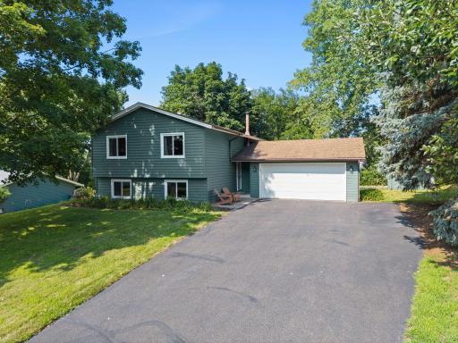 12335 Oxbow Drive, Eden Prairie, MN 55347