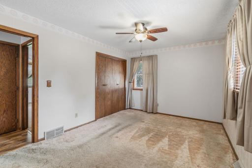 5904 118th Street SE, Delano, MN 55328