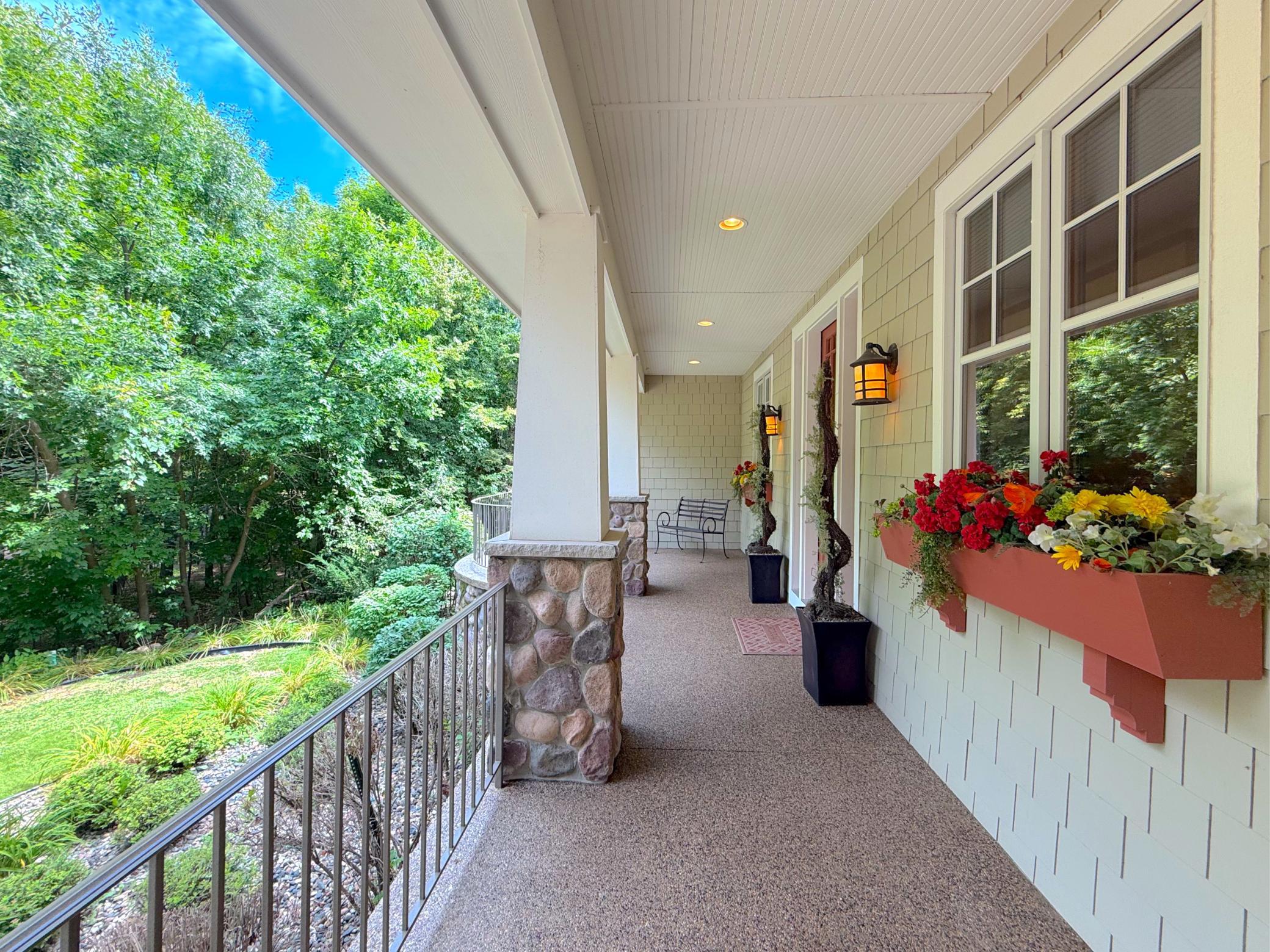 Imagine the possibilities with space to decorate for each season, holiday or both! What a way to welcome your guests!