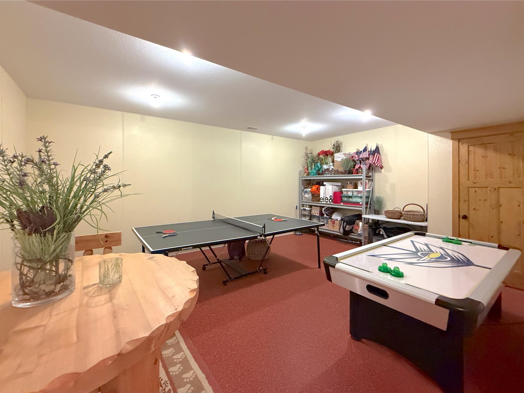 This additional room is perfect for a game room or just extra storage space with great lighting.