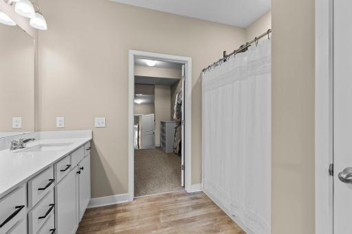 40-web-or-mls-7624 Ochoa Ave NE-141.jpg