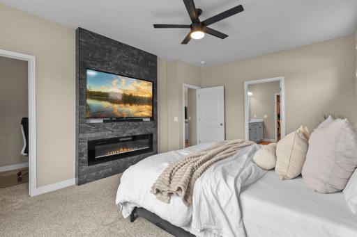 37-web-or-mls-7624 Ochoa Ave NE-132.jpg