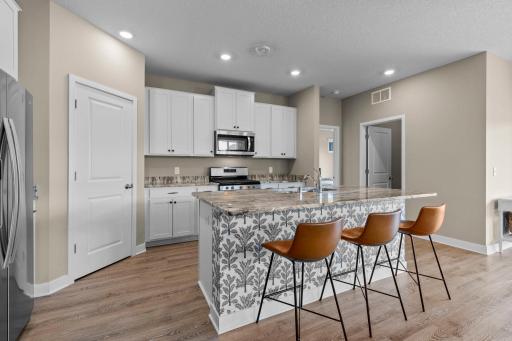 30-web-or-mls-7624 Ochoa Ave NE-111.jpg