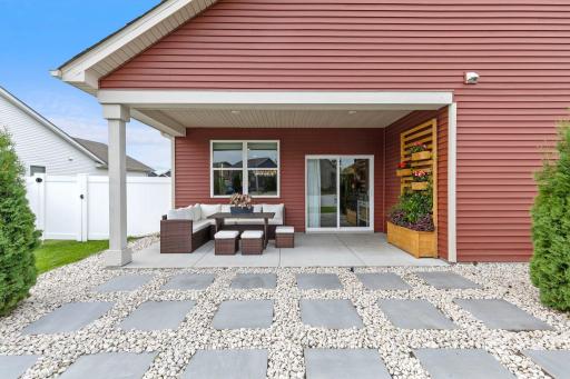 54-web-or-mls-7624 Ochoa Ave NE-21.jpg