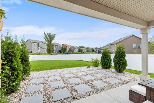 53-web-or-mls-7624 Ochoa Ave NE-18.jpg
