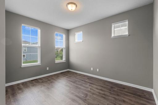 23-web-or-mls-6992 Huckleberry Dr-216.jpg