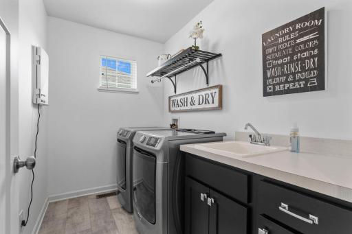 38-web-or-mls-6992 Huckleberry Dr-316.jpg
