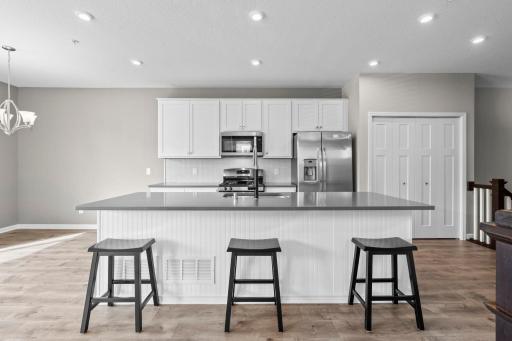 30-web-or-mls-6992 Huckleberry Dr-151.jpg
