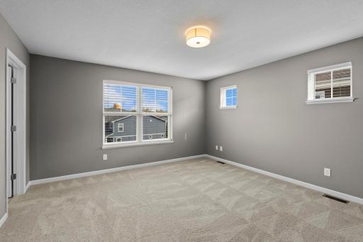 40-web-or-mls-6992 Huckleberry Dr-241.jpg
