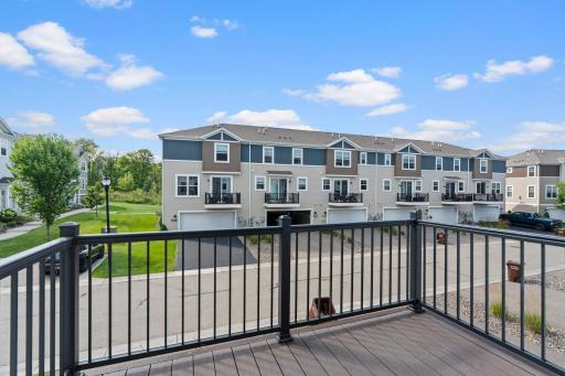 63-web-or-mls-6992 Huckleberry Dr-186.jpg