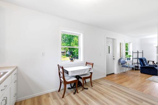10-web-or-mls-1278-Hubbard-Ave-10.jpg