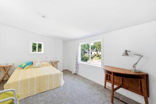 22-web-or-mls-1278-Hubbard-Ave-22.jpg