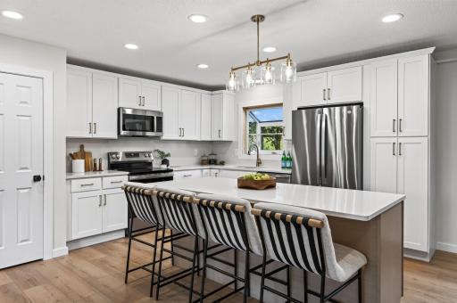 383 Walker Drive, Vadnais Heights, MN 55127