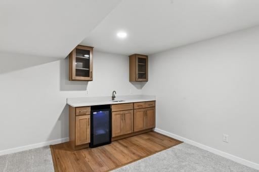 383 Walker Drive, Vadnais Heights, MN 55127