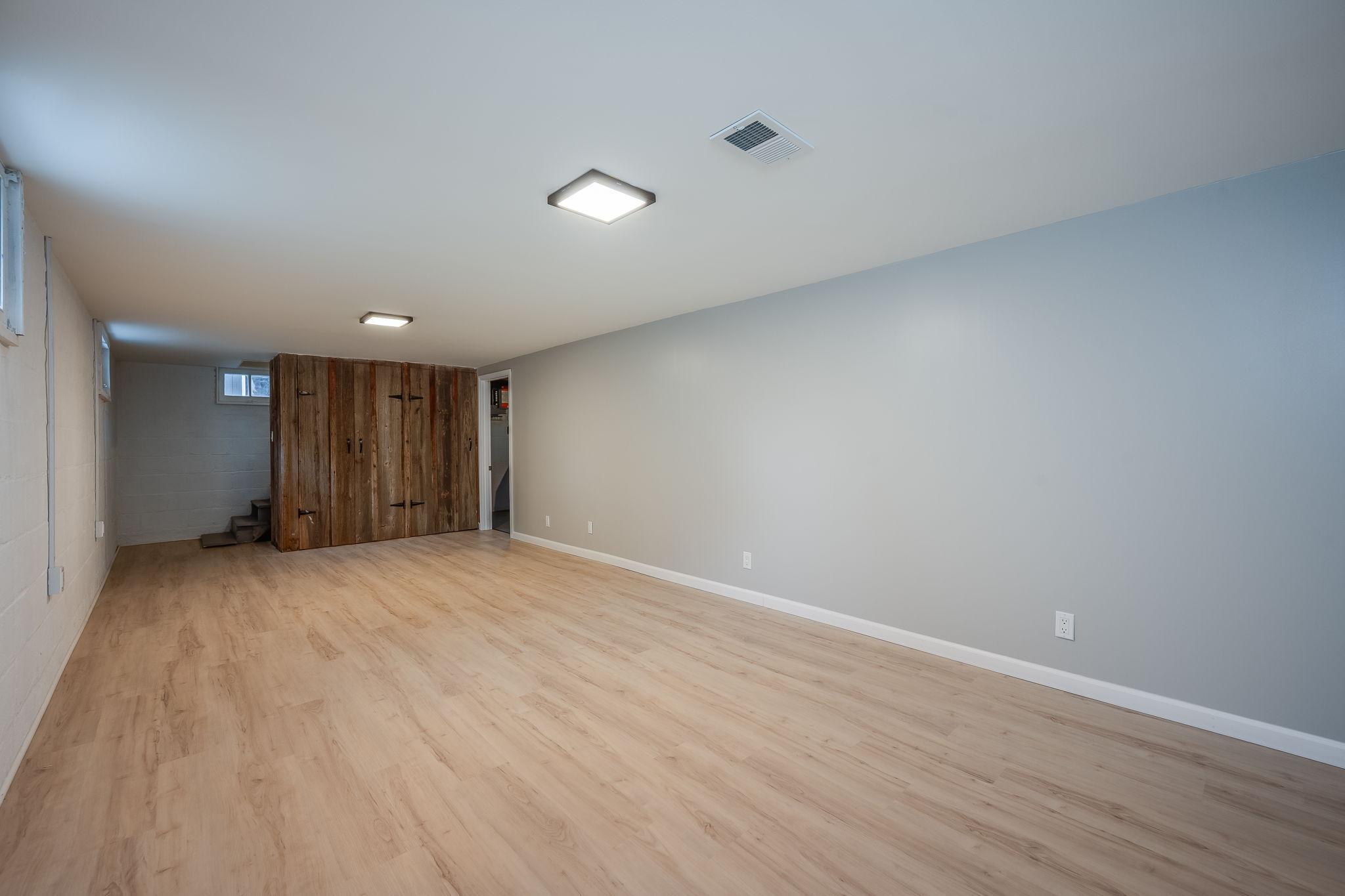 811 South Ave North Mankato MN-31.jpg