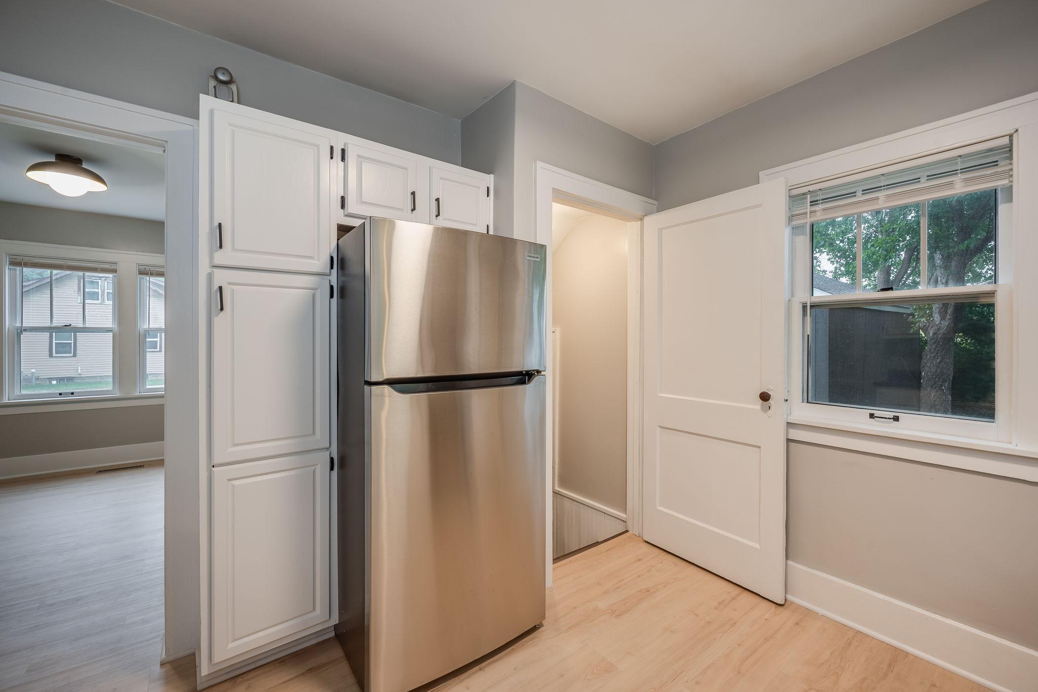 811 South Ave North Mankato MN-19.jpg