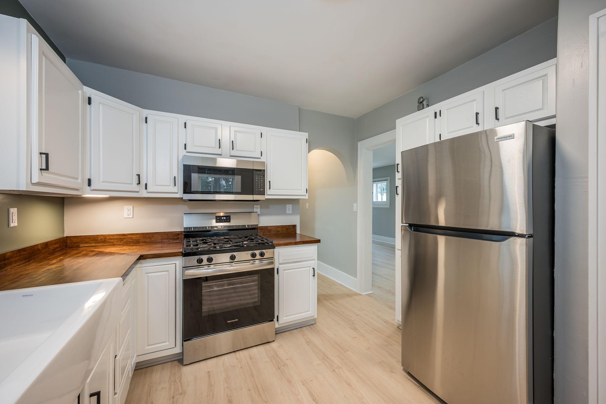 811 South Ave North Mankato MN-18.jpg