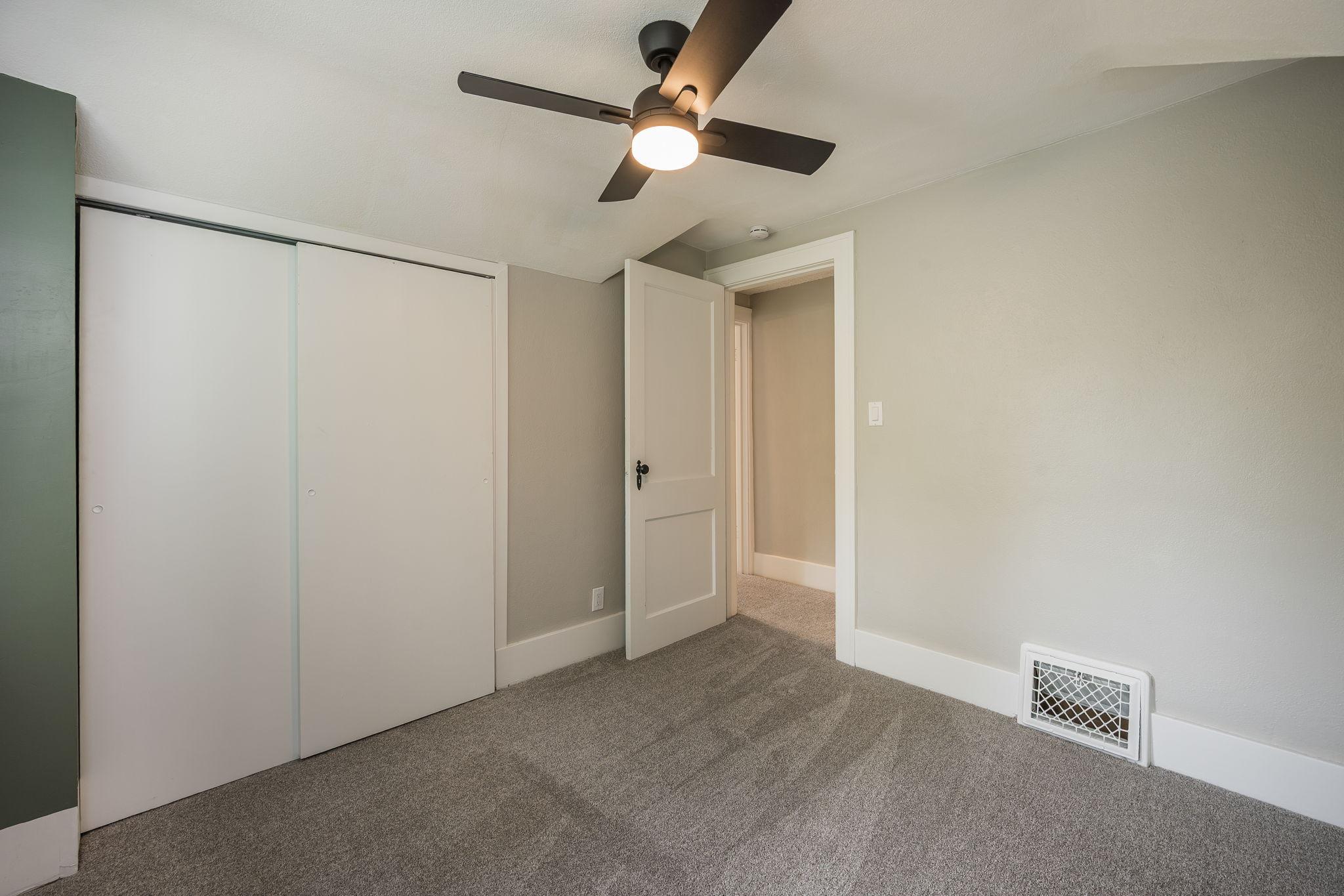 811 South Ave North Mankato MN-27.jpg