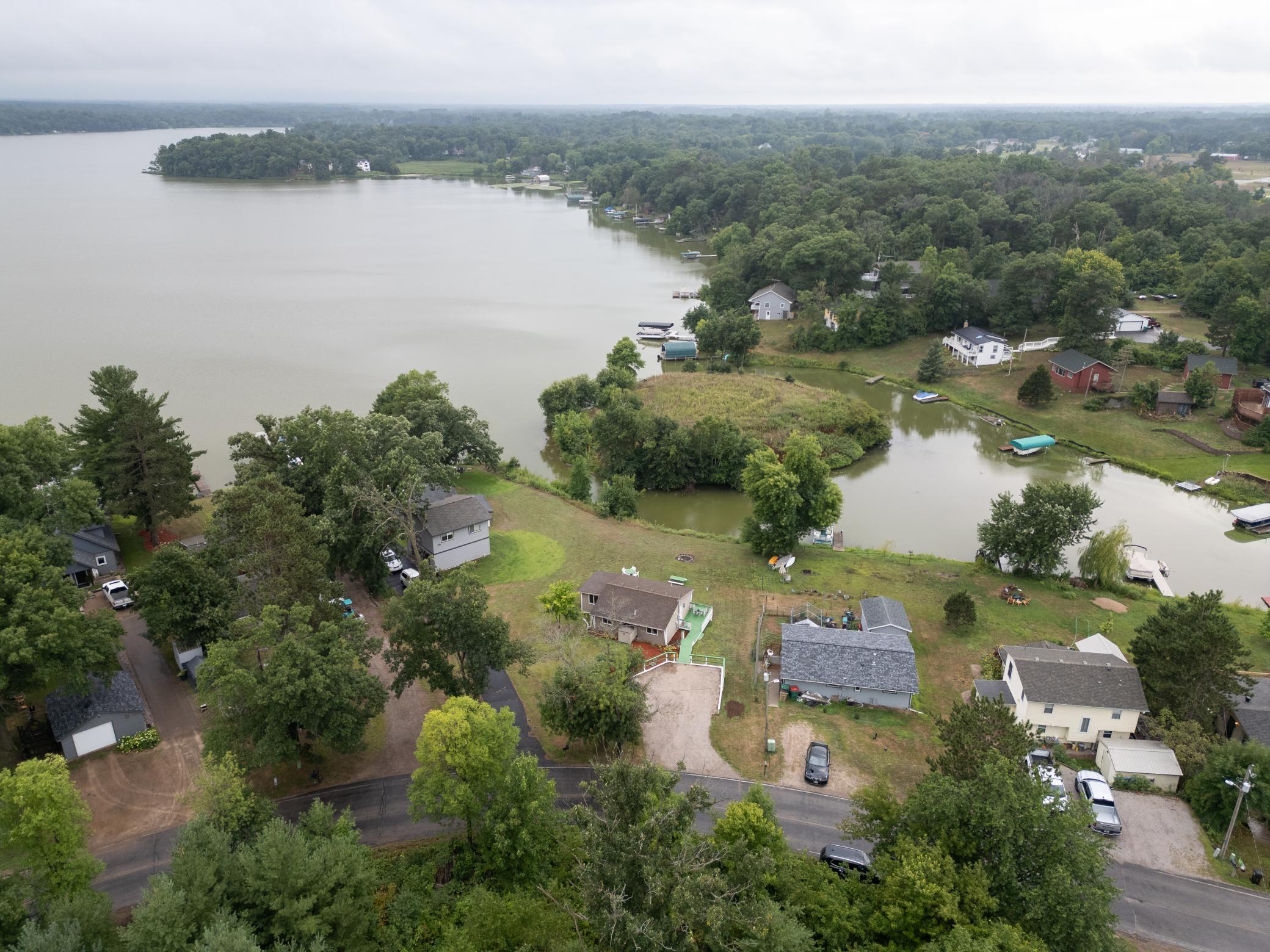 Direct lakeshore to Elk Lake with a recently dredged bay offering lake and island views. Ridgewood Bay Lakeside Grill just a short boat ride away.
