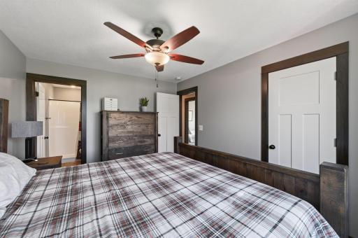 707 Greenwood Street SW, Isanti, MN 55040