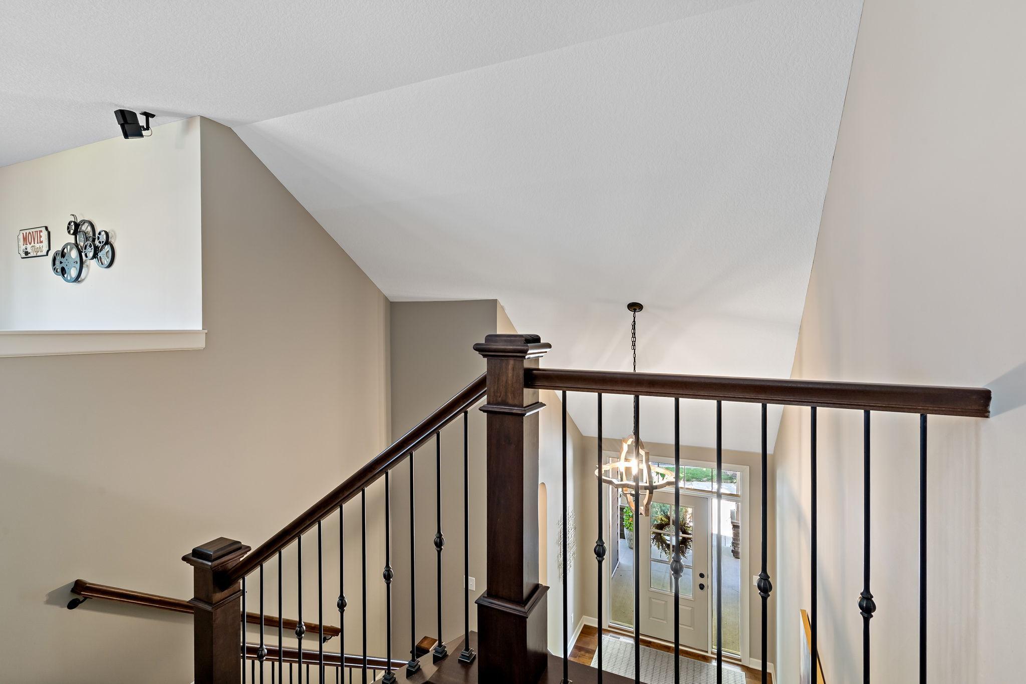 34-web-or-mls-16899 E Lake Dr Lakeville MN_0034.jpg