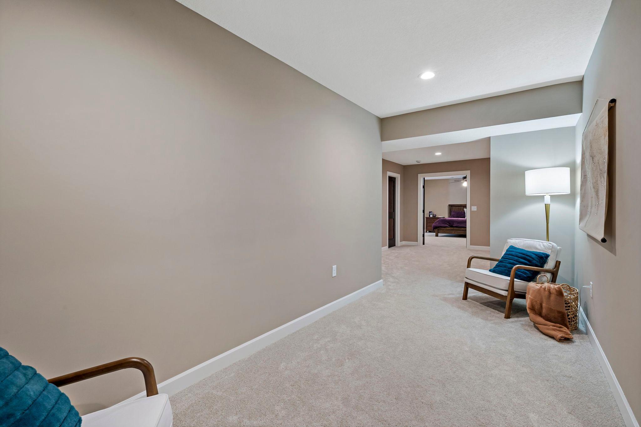 72-web-or-mls-16899 E Lake Dr Lakeville MN_0072.jpg