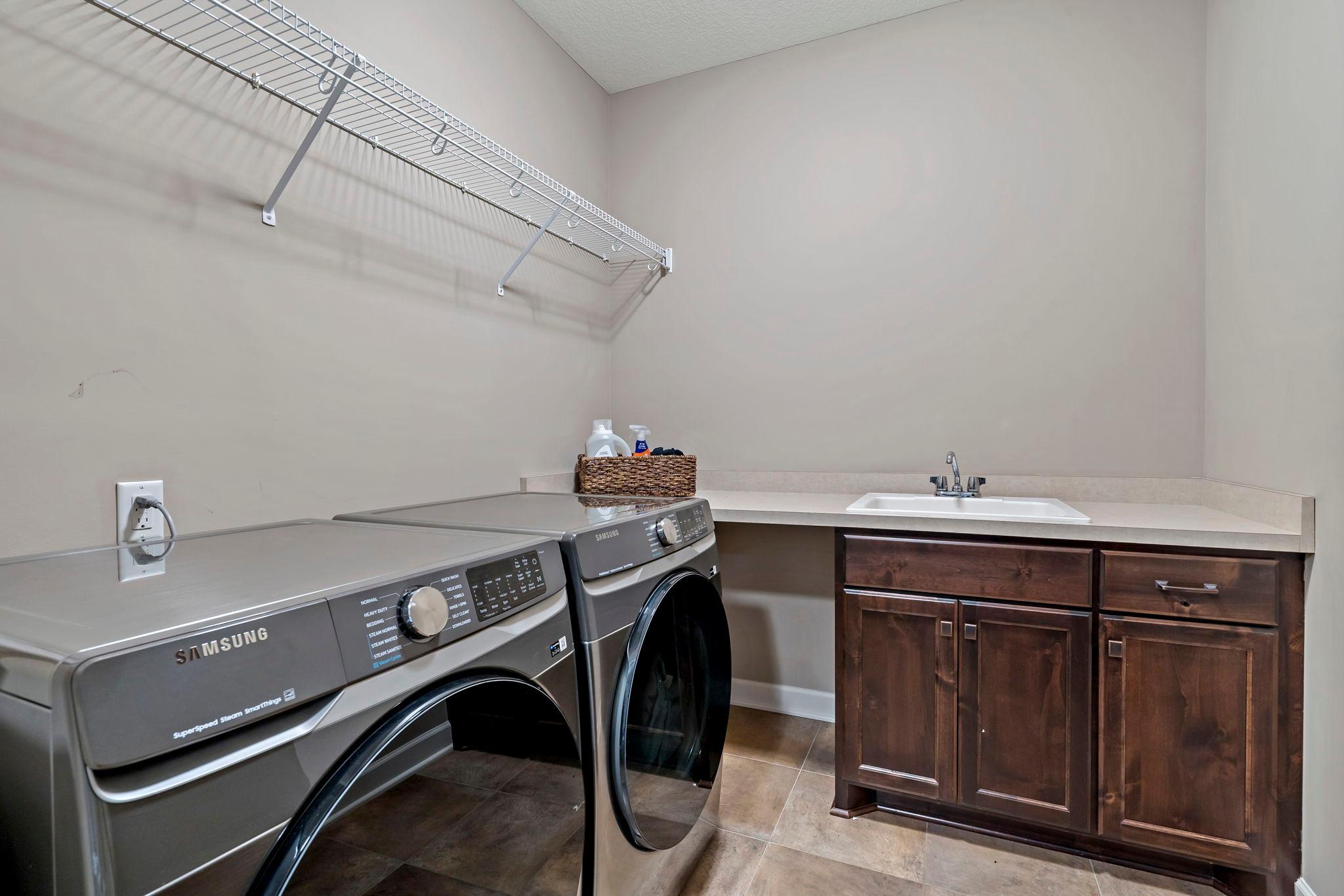 67-web-or-mls-16899 E Lake Dr Lakeville MN_0067.jpg