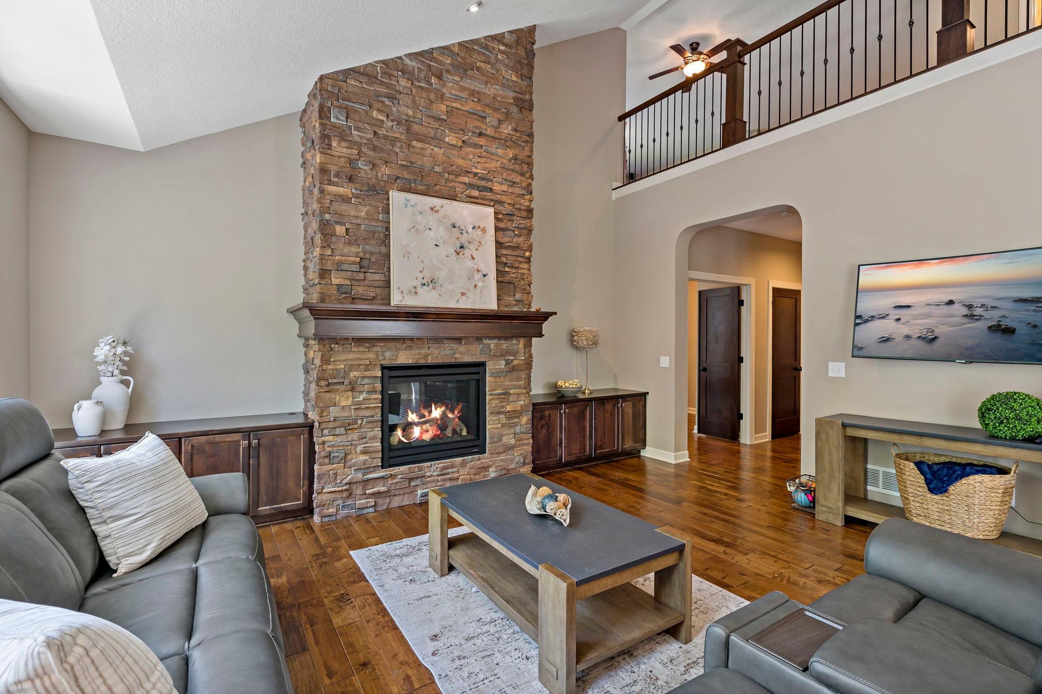 54-web-or-mls-16899 E Lake Dr Lakeville MN_0054.jpg