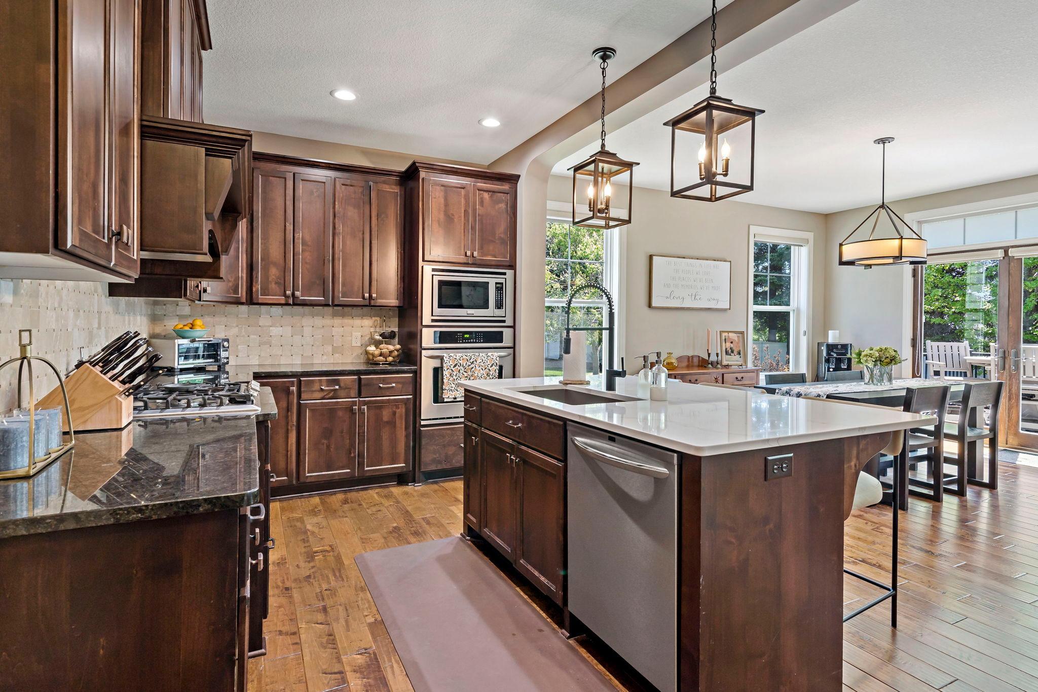 65-web-or-mls-16899 E Lake Dr Lakeville MN_0065.jpg