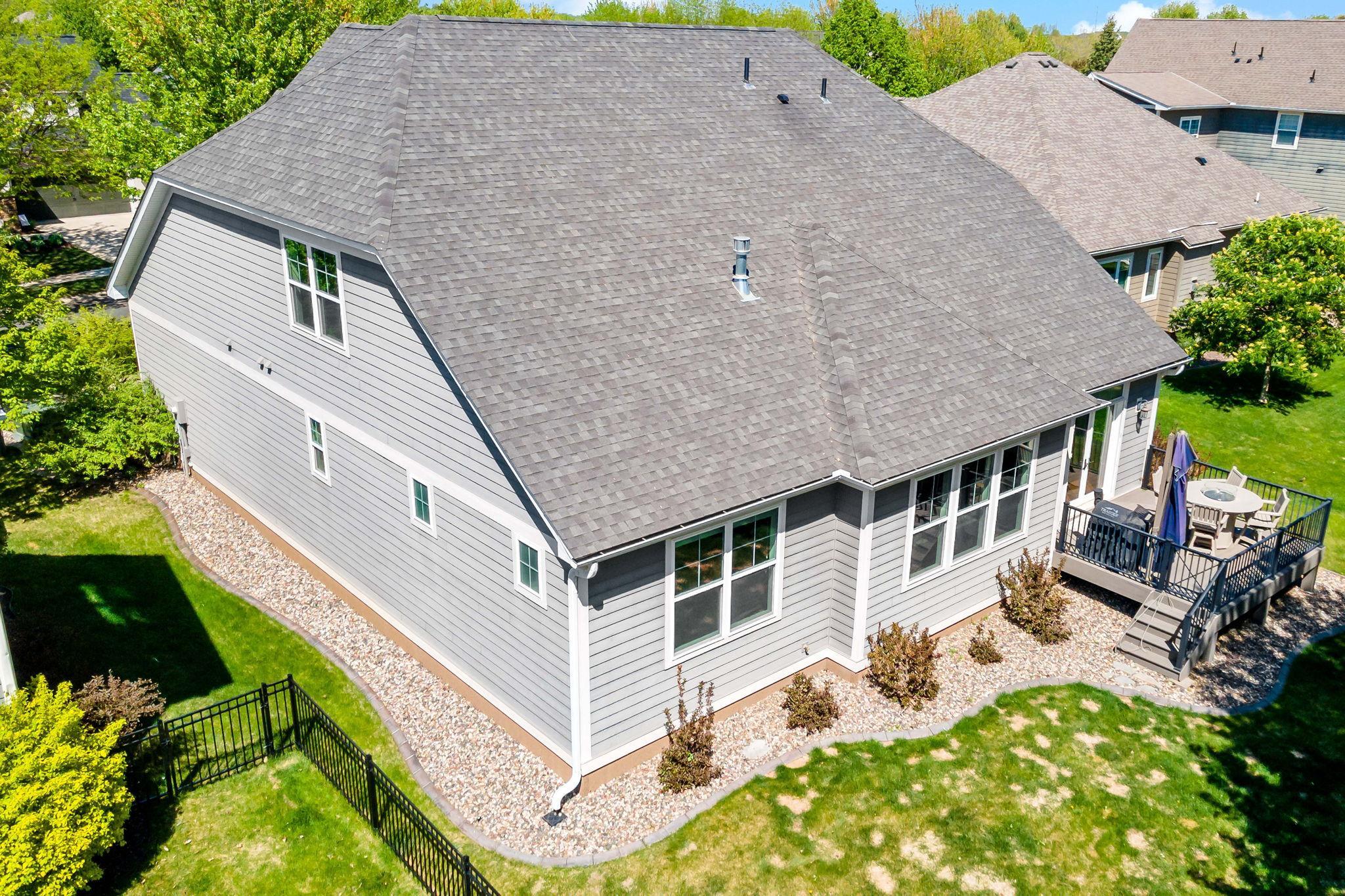 16-web-or-mls-16899 E Lake Dr Lakeville MN_0016.jpg