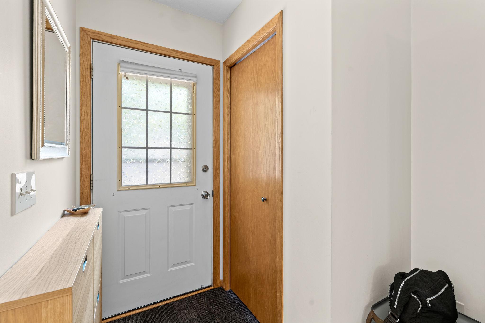 7-web-or-mls-15309 Greenhaven Ln 109-7.jpg