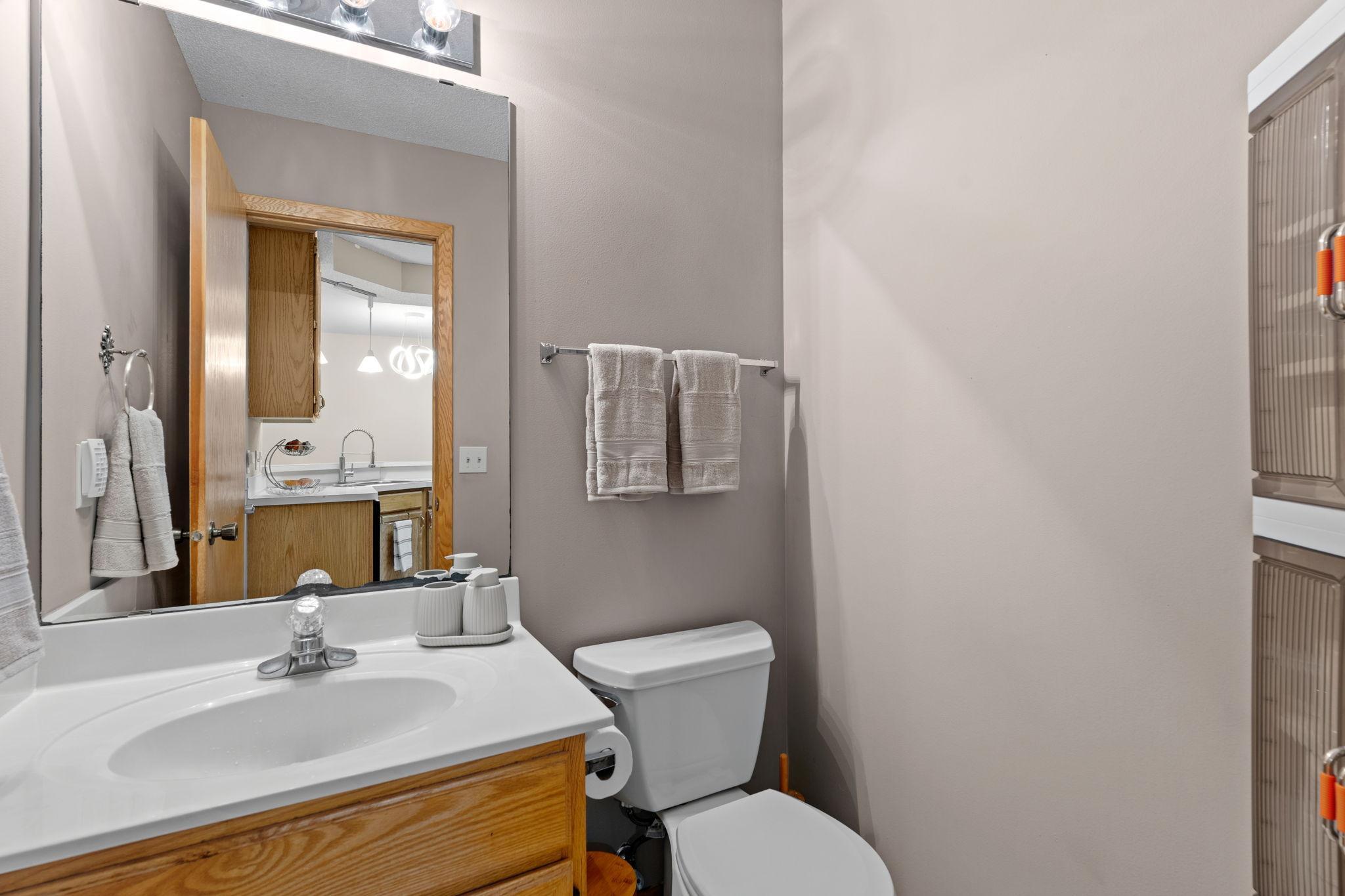 20-web-or-mls-15309 Greenhaven Ln 109-20.jpg