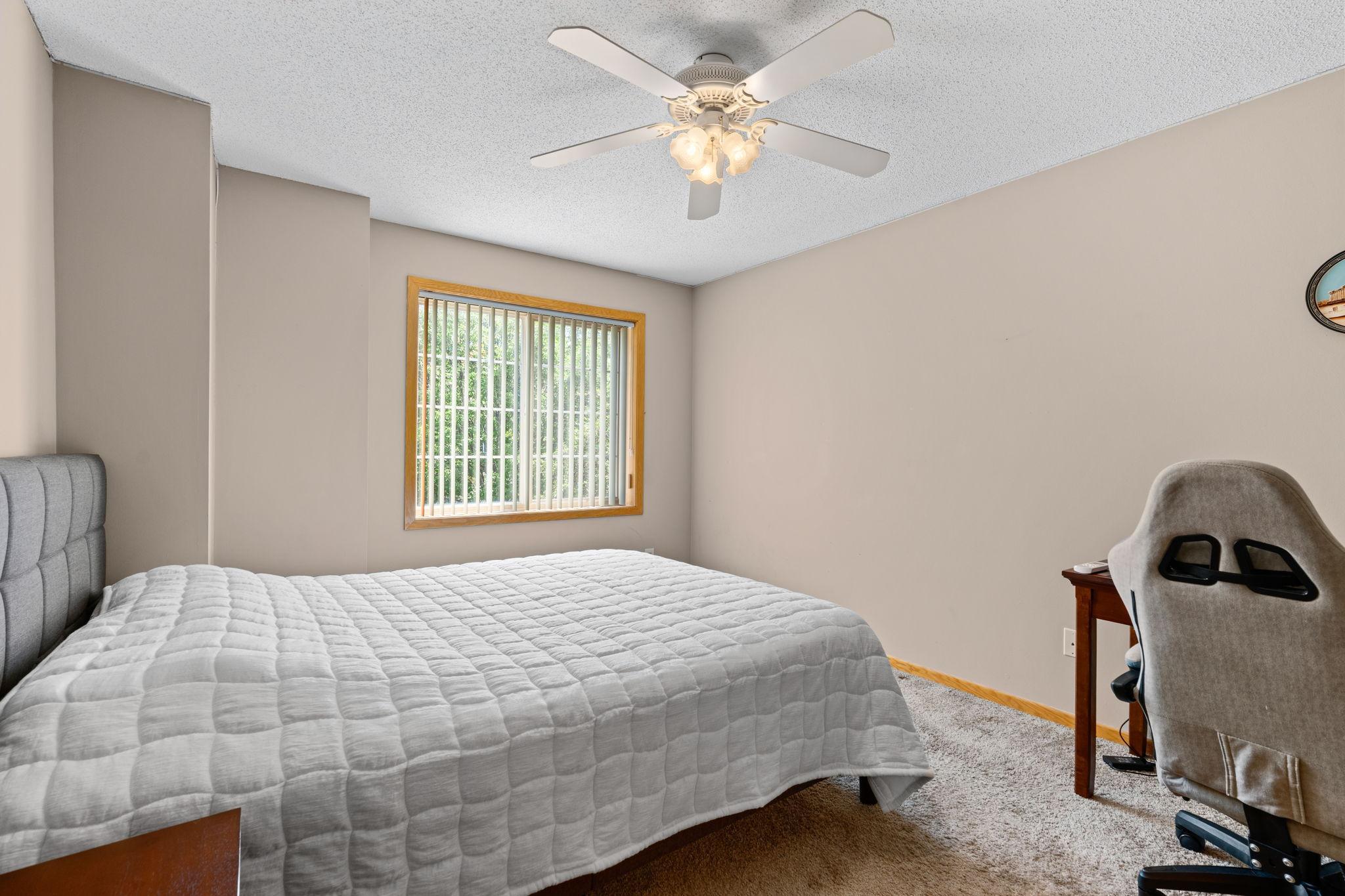 30-web-or-mls-15309 Greenhaven Ln 109-30.jpg