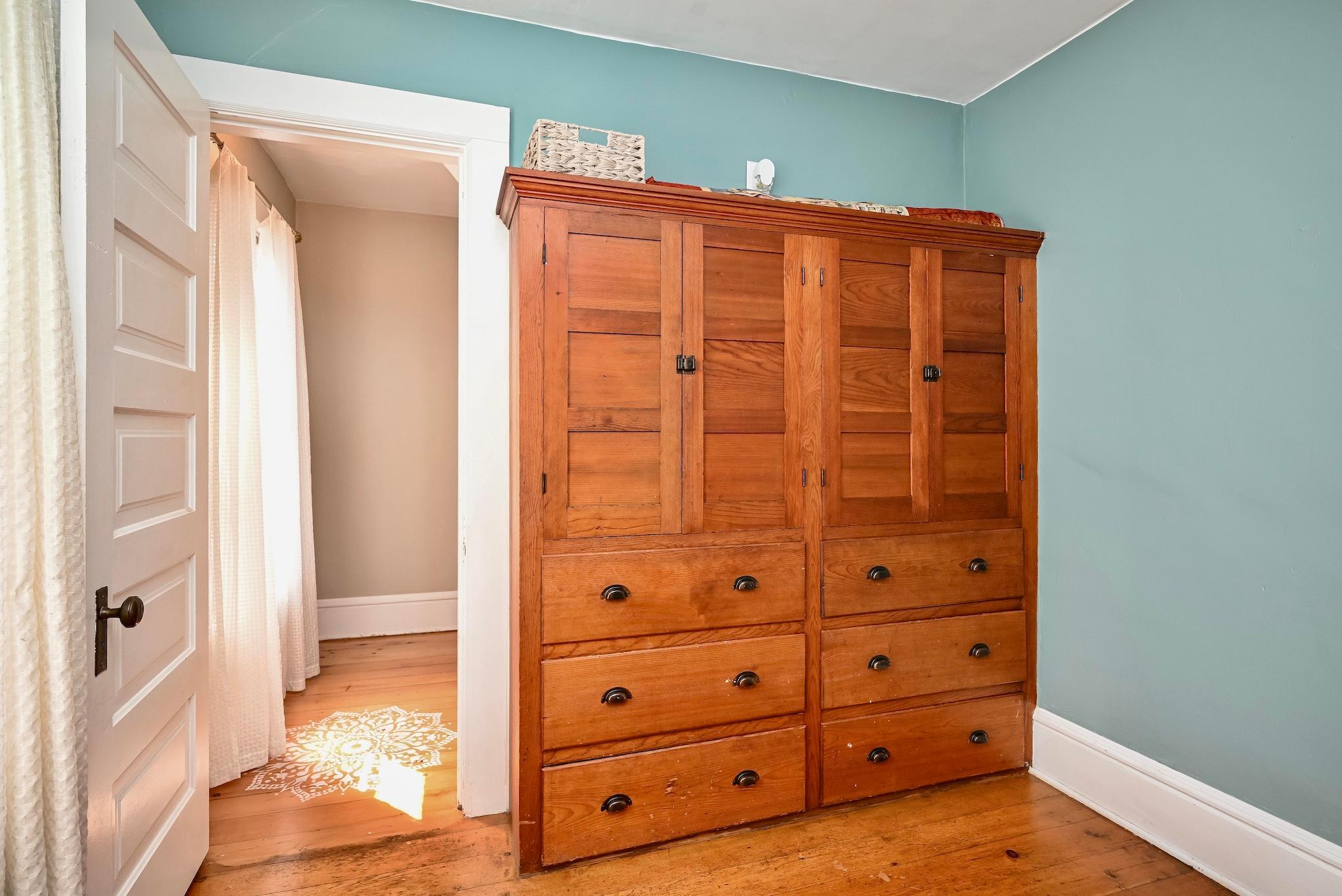 Built-in Wardrobe