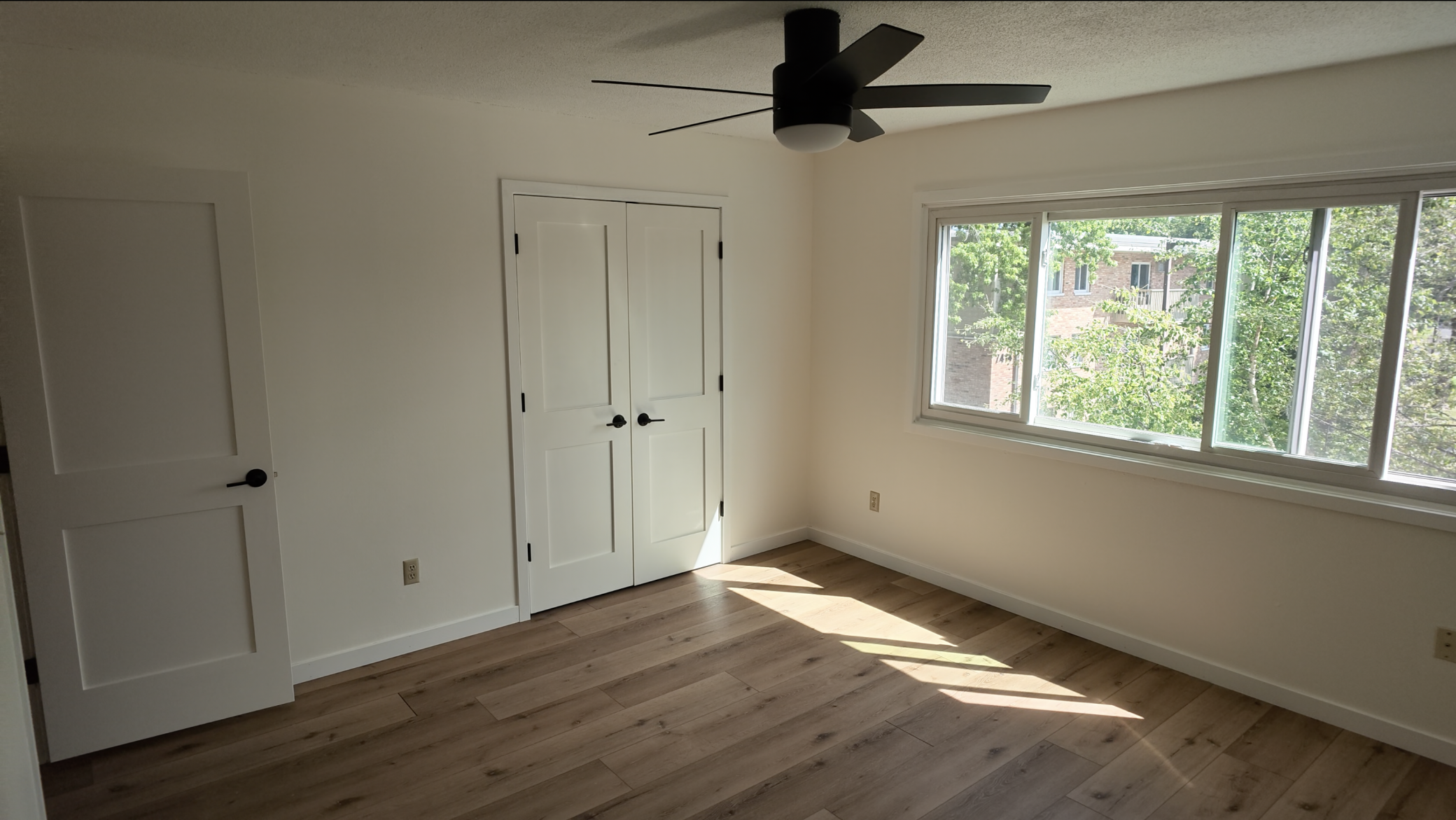 masterBedroom2.png